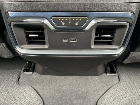 New 2026 GMC Sierra 3500 Denali w/ Denali Reserve Package AWD/4WD image 22