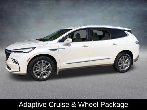 Used 2022 Buick Enclave Premium w/ Surround and Sites Package FWD image 7