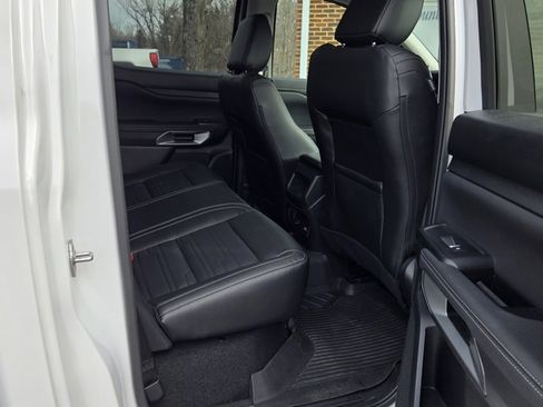 Used 2024 Ford Ranger Lariat w/ FX4 Off-Road Package image 21