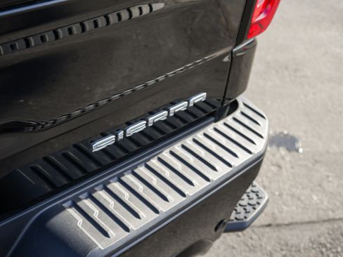 Used 2025 GMC Sierra 1500 Denali Ultimate image 14