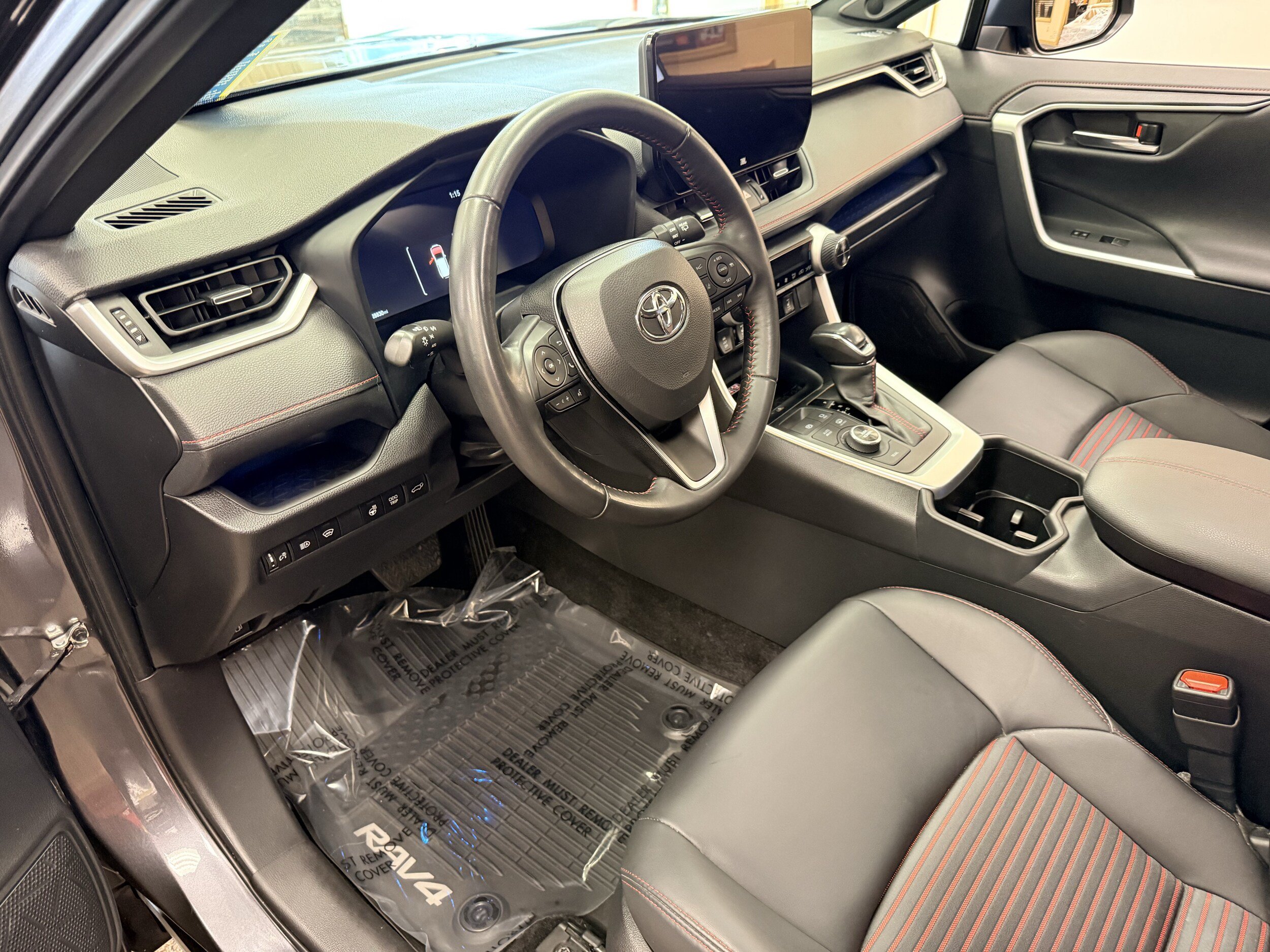 Used 2024 Toyota RAV4 XSE w/ Weather Package AWD/4WD image 6