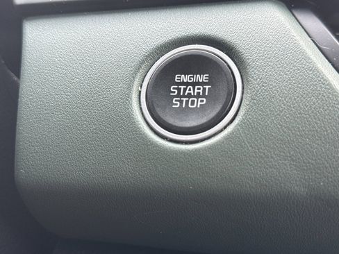 Certified 2024 Kia Seltos SX w/ SX Sunroof Package image 22