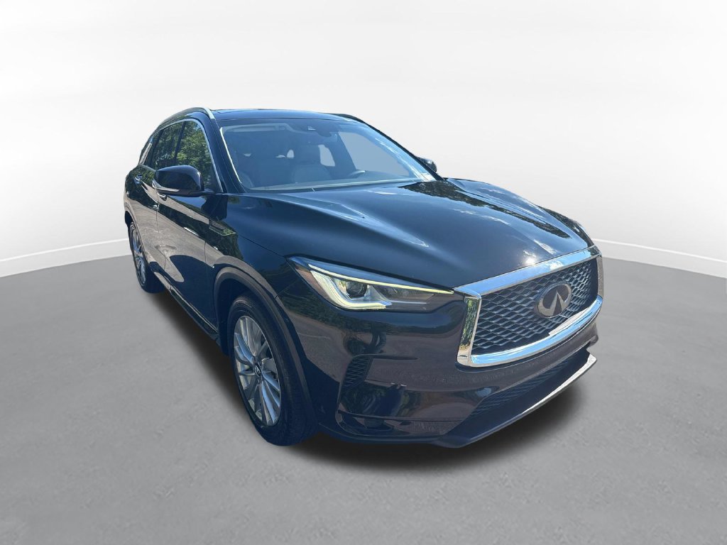 Used 2023 INFINITI QX50 Luxe FWD image 4