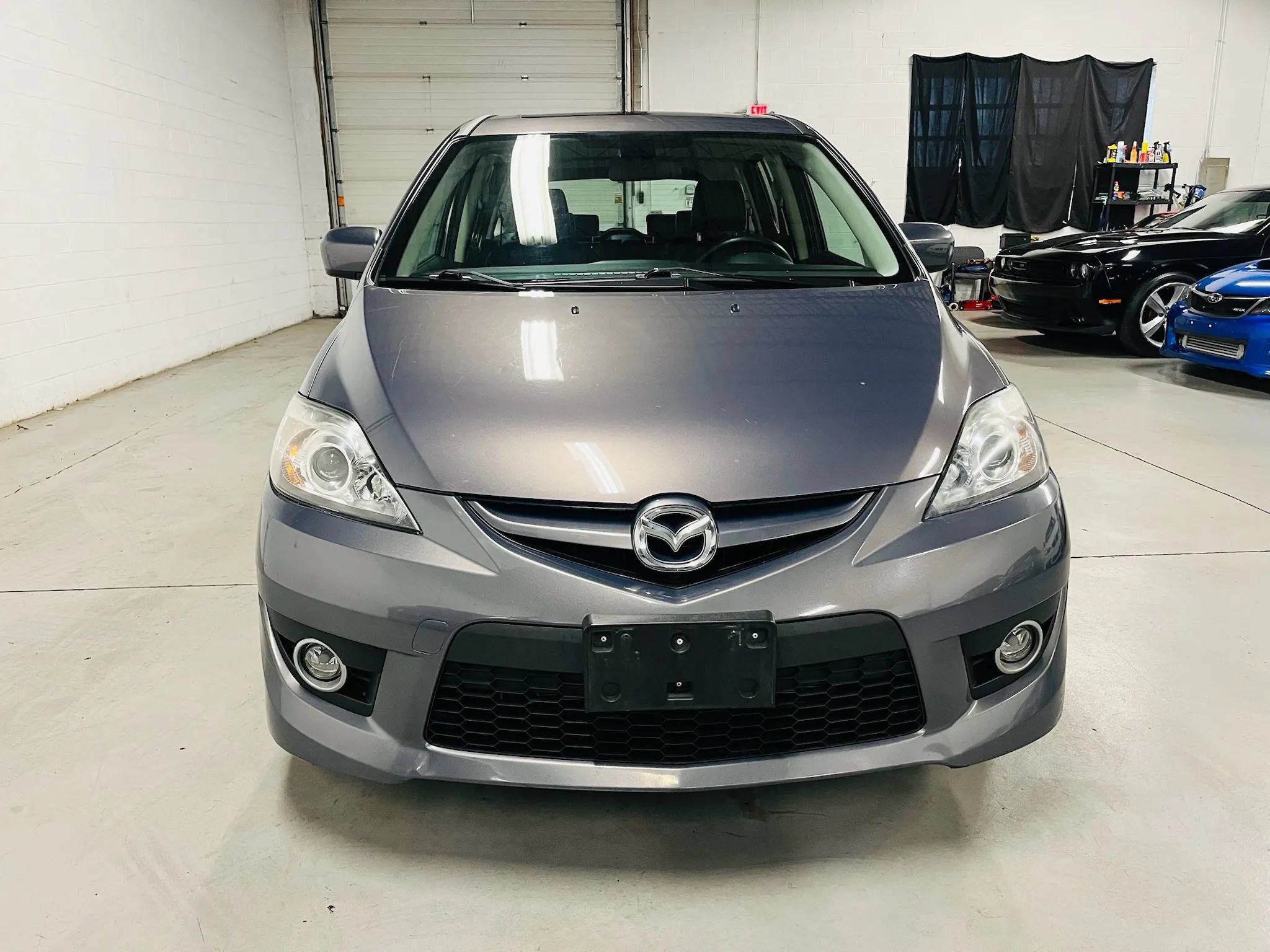 Used 2009 MAZDA MAZDA5 Grand Touring FWD image 3