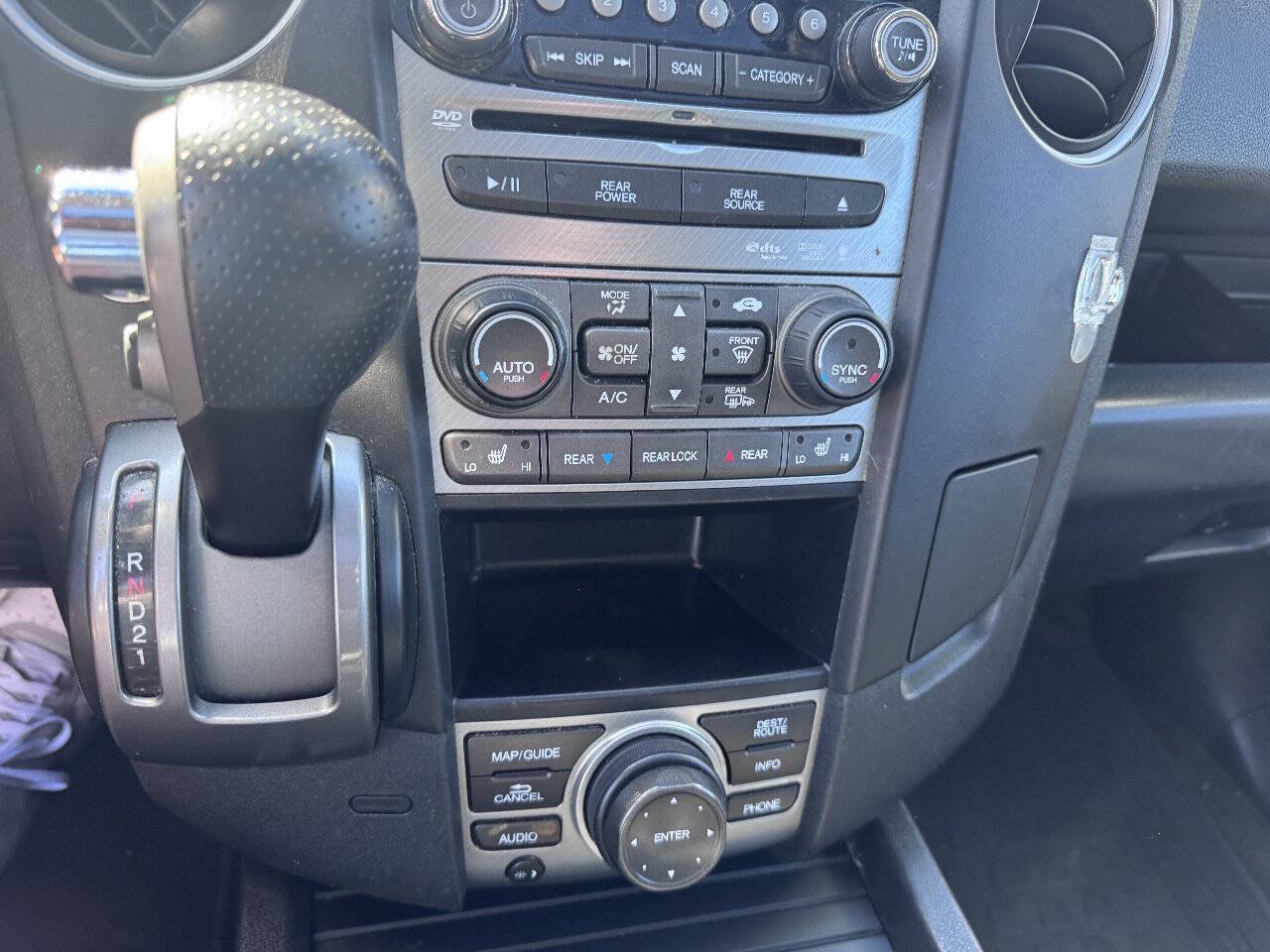 Used 2012 Honda Pilot Touring image 15