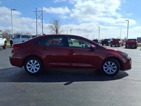 Used 2023 Toyota Corolla LE image 31