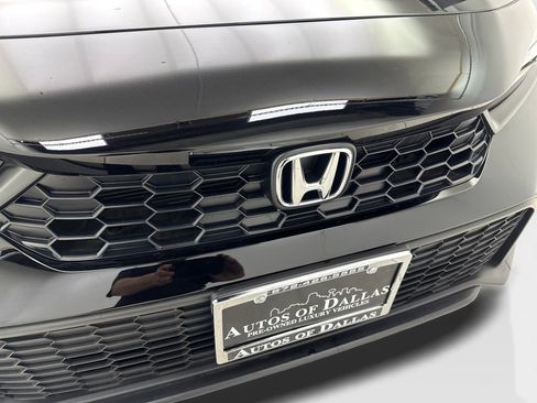 Used 2025 Honda Civic Sport image 26