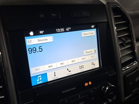 Used 2017 Ford F350 Lariat w/ Chrome Package image 28