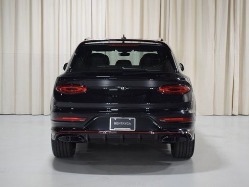 New 2025 Bentley Bentayga AWD/4WD image 13