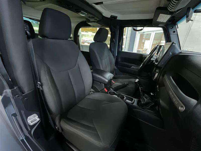 Used 2017 Jeep Wrangler Sport w/ Quick Order Package 23S AWD/4WD image 29