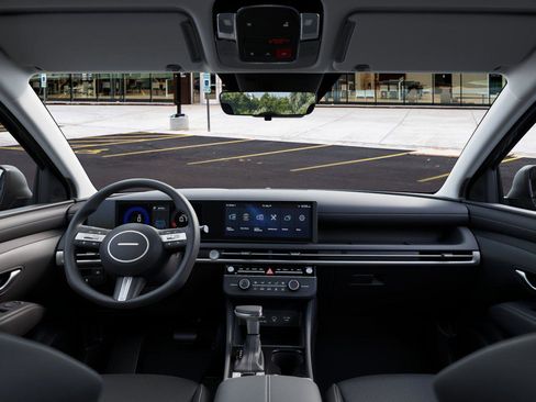 New 2026 Hyundai Tucson SE image 11