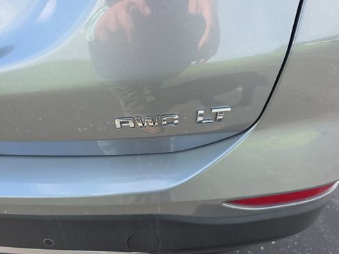 Used 2024 Chevrolet Equinox LT AWD/4WD image 6