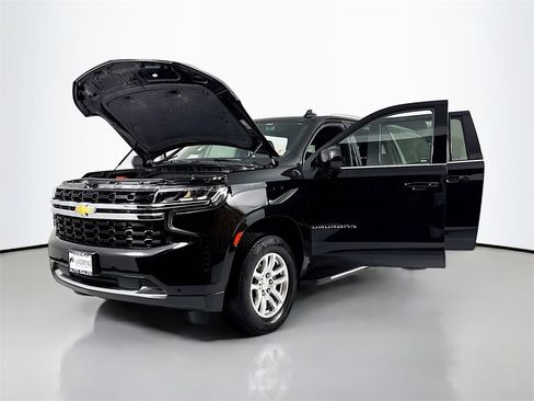 Used 2024 Chevrolet Suburban LS w/ Driver Alert Package image 21