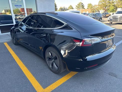 Used 2018 Tesla Model 3 Long Range RWD image 2