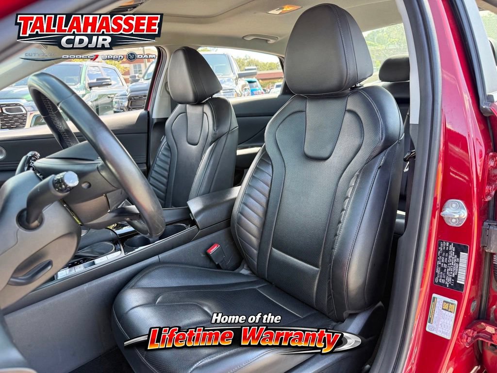 Used 2024 Hyundai Elantra Limited FWD image 16