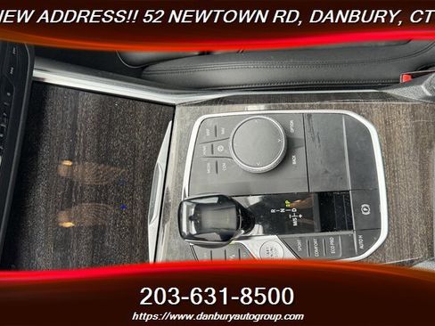 Used 2019 BMW 330i xDrive Sedan w/ Driving Assistance Package AWD/4WD image 29