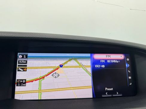 Used 2017 Lexus LS 460 w/ Comfort Package RWD image 31
