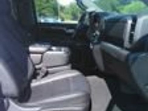 Used 2025 GMC Sierra 1500 SLT RWD image 16