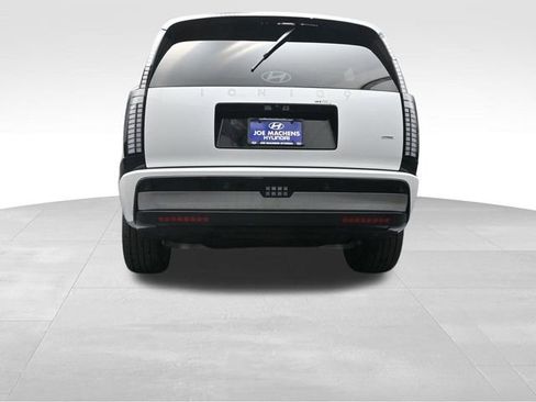 New 2026 Hyundai Ioniq 9 Calligraphy image 37