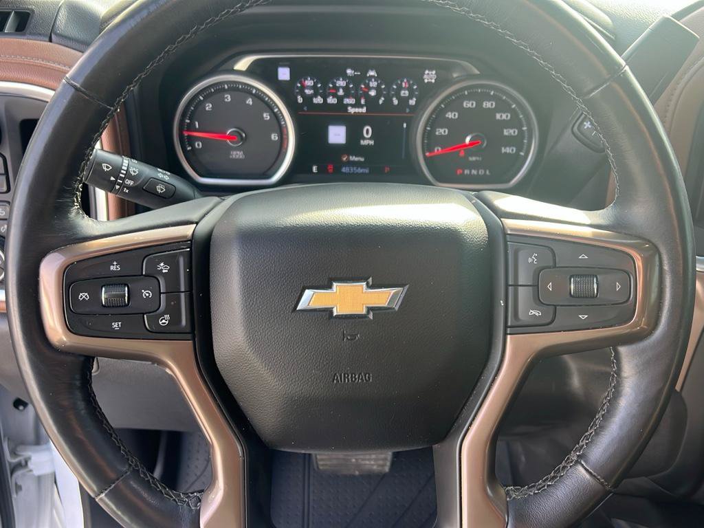 Used 2022 Chevrolet Silverado 1500 High Country AWD/4WD image 16