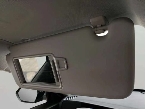 Used 2026 Hyundai Kona SE FWD image 51