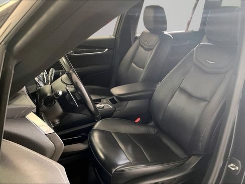 Used 2022 Cadillac XT6 Sport w/ Technology Package AWD/4WD image 20
