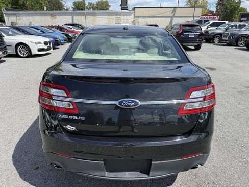 Used 2014 Ford Taurus SE FWD image 4