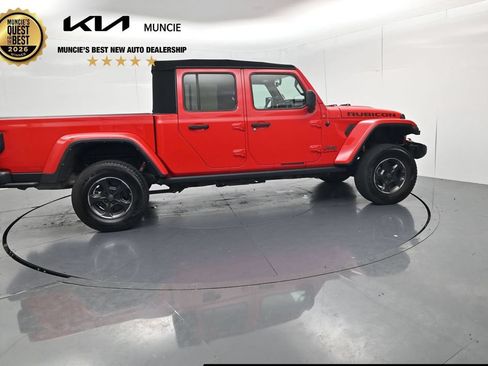 Used 2022 Jeep Gladiator Rubicon w/ LED Lighting Group AWD/4WD image 8