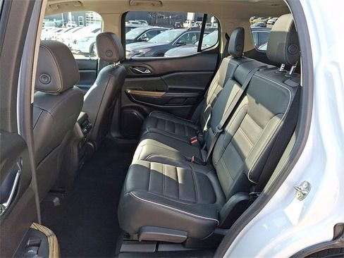 Used 2018 GMC Acadia Denali w/ Technology Package image 11