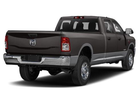 Used 2022 RAM 2500 Laramie w/ Night Edition AWD/4WD image 2