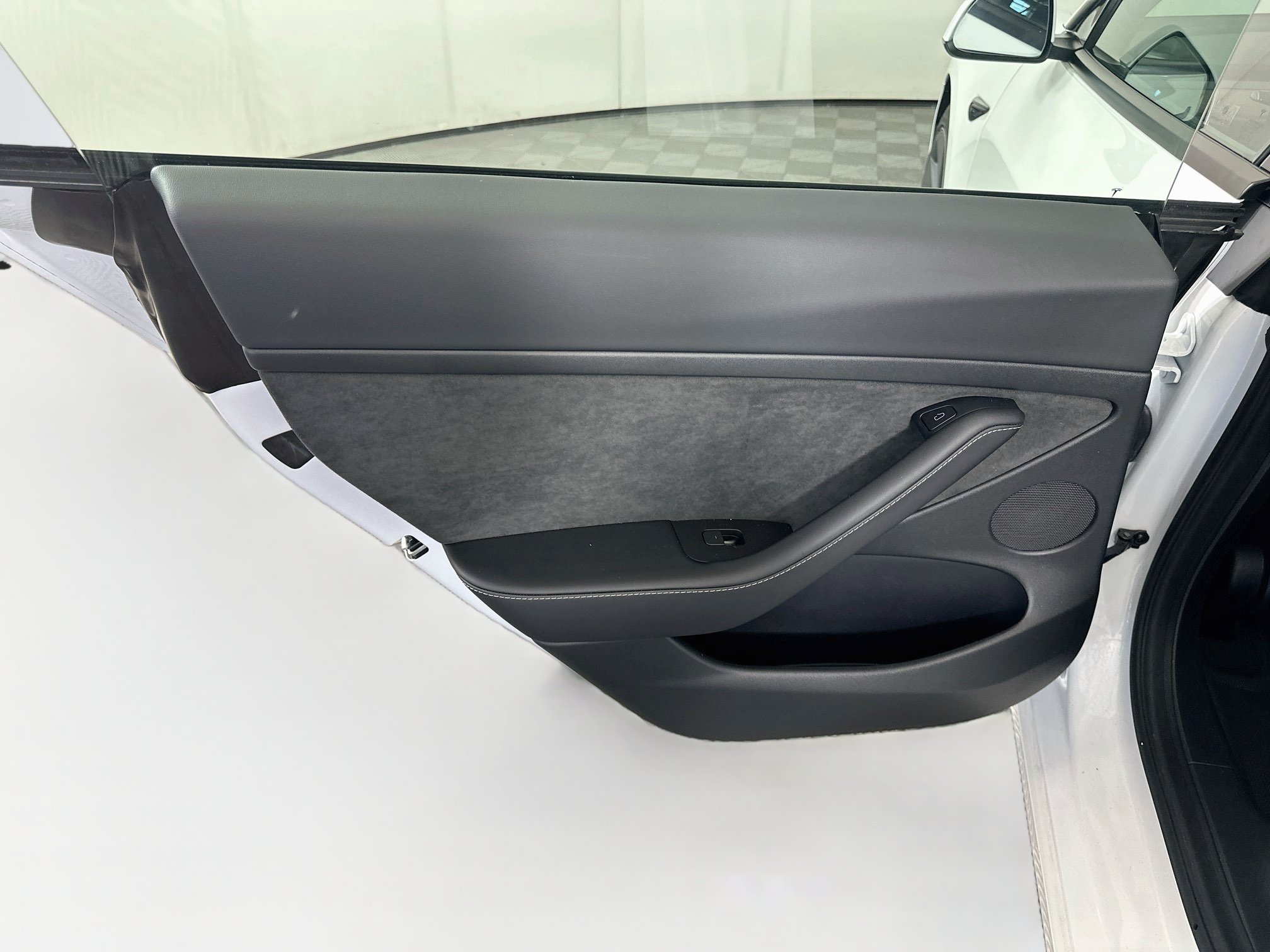 Used 2023 Tesla Model 3 Standard Range RWD image 26