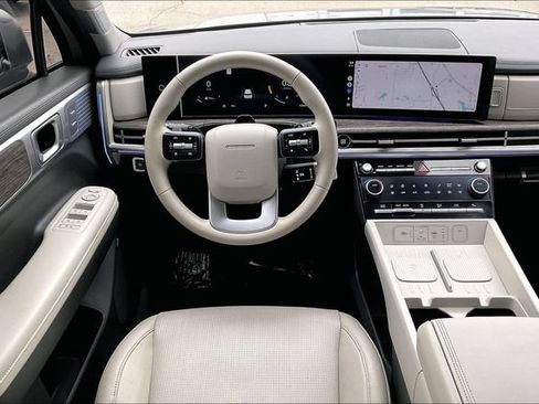 Certified 2024 Hyundai Santa Fe Limited FWD image 7