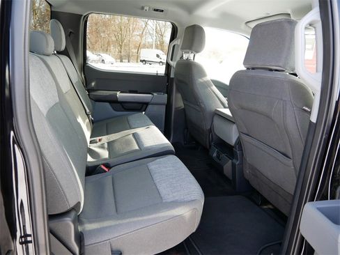 Certified 2022 Ford F150 XLT w/ XTR Package image 8