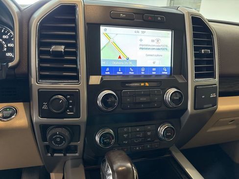 Used 2019 Ford F150 Lariat w/ Equipment Group 502A Luxury image 11