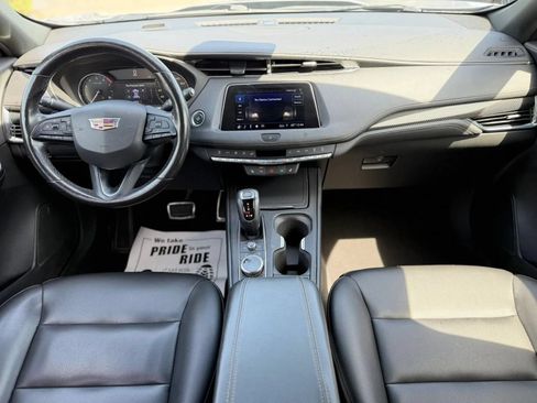 Used 2019 Cadillac XT4 Sport w/ Cold Weather Package FWD image 8