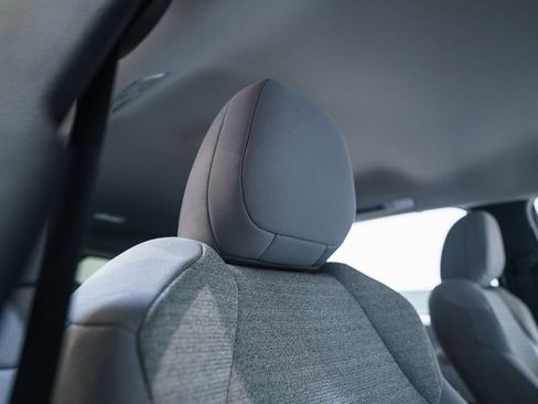 Certified 2026 Toyota Sienna LE FWD image 15