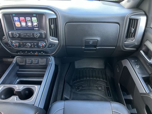 Used 2016 Chevrolet Silverado 1500 LTZ Z71 w/ LTZ Plus Package AWD/4WD image 31