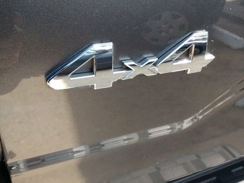 Used 2019 Toyota Tacoma SR5 image 24