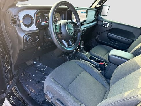 Used 2024 Jeep Wrangler Unlimited Sport AWD/4WD image 24