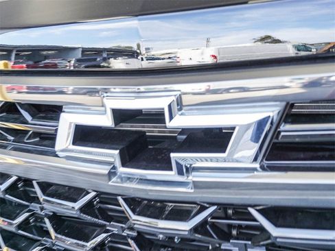 New 2026 Chevrolet Silverado 1500 ZR2 w/ Dark Appearance Package image 4