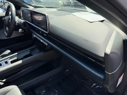 Used 2024 Hyundai Ioniq 6 SEL image 32