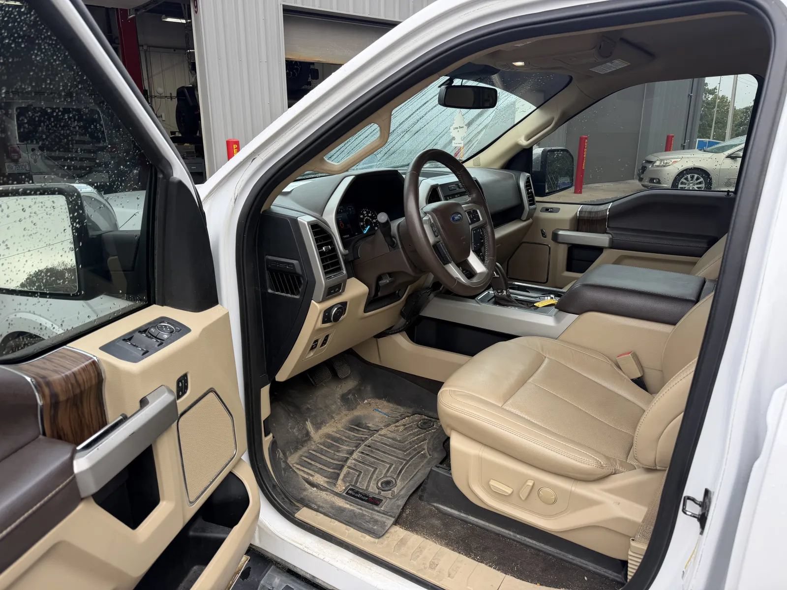 Used 2019 Ford F150 Lariat AWD/4WD image 6