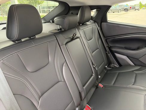 Used 2025 Ford Mustang Mach-E Premium AWD/4WD image 35