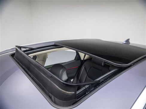 New 2026 Genesis GV70 2.5T Advanced AWD/4WD image 17