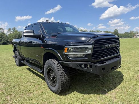 Used 2019 RAM 2500 Laramie AWD/4WD image 3