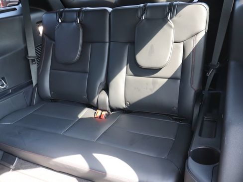Used 2025 Ford Explorer ST-Line w/ Premium Package AWD/4WD image 26