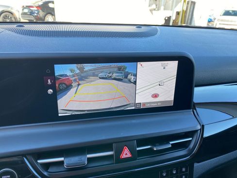 Used 2025 Kia Seltos S image 17