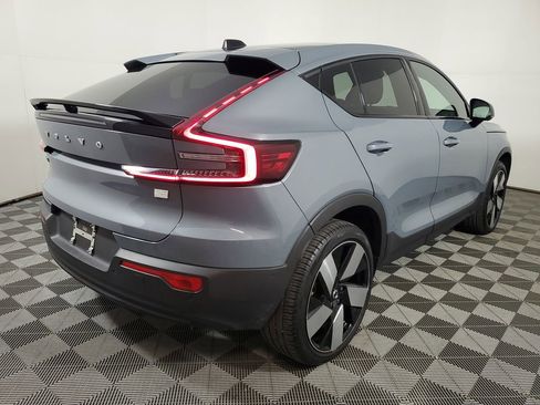 Certified 2023 Volvo C40 P8 Recharge Ultimate image 8