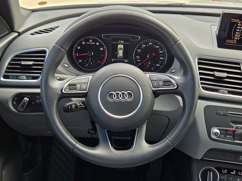 Used 2018 Audi Q3 2.0T Premium image 21