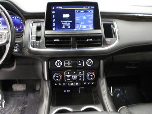 Used 2022 Chevrolet Tahoe Premier image 31